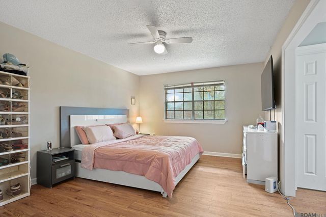 10525 Carmel Dr, Central, LA 70818