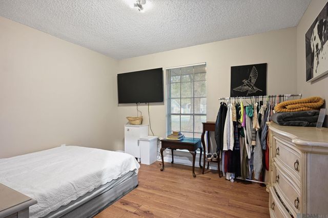 10525 Carmel Dr, Central, LA 70818