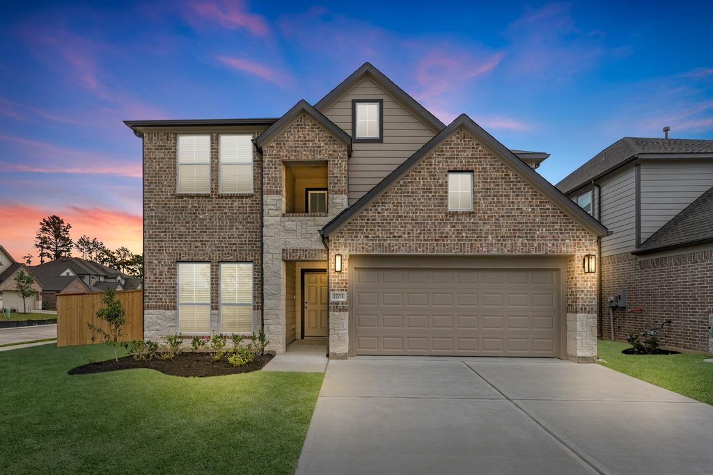 1703 Pecan Woods Lane, Conroe, TX 77301