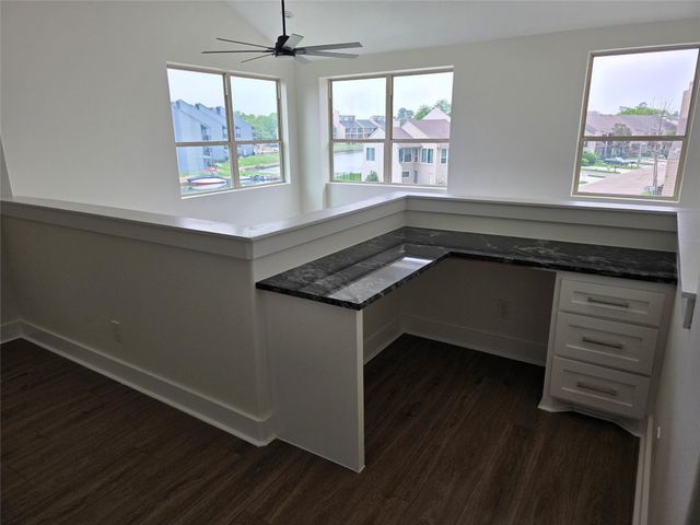 12255 Trail Hollow Drive, Montgomery, TX 77356