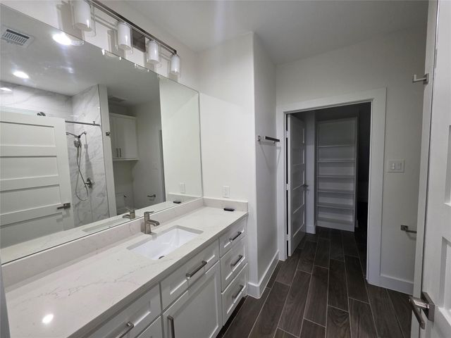 12255 Trail Hollow Drive, Montgomery, TX 77356