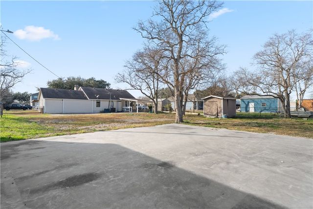 4542 Winchester, Robstown, TX 78380