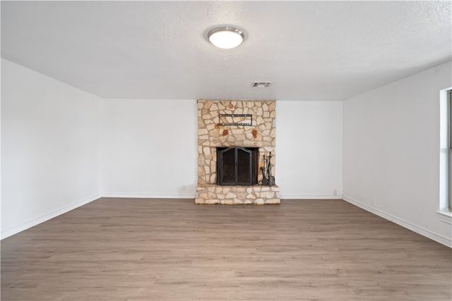 4542 Winchester, Robstown, TX 78380