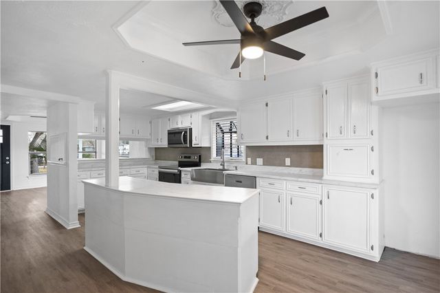 4542 Winchester, Robstown, TX 78380