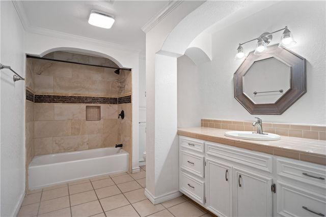 4542 Winchester, Robstown, TX 78380