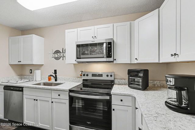 3595 Sable Palm Lane J, Titusville, FL 32780