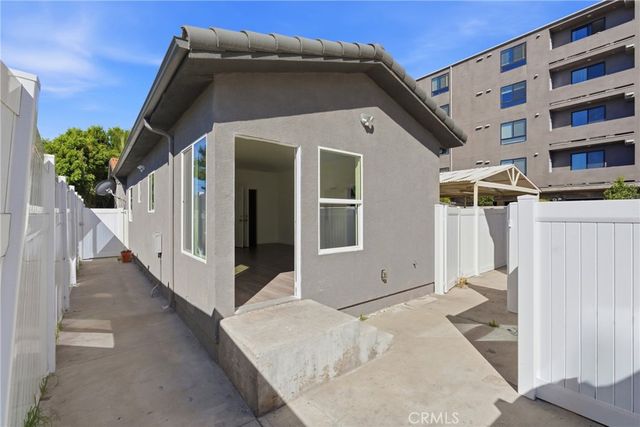 6742 6744 Radford Avenue, North Hollywood, CA 91606