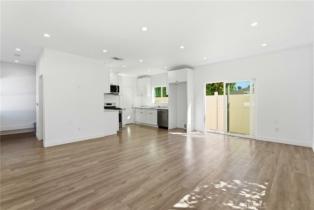 6742 6744 Radford Avenue, North Hollywood, CA 91606