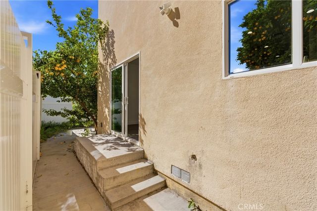 6742 6744 Radford Avenue, North Hollywood, CA 91606