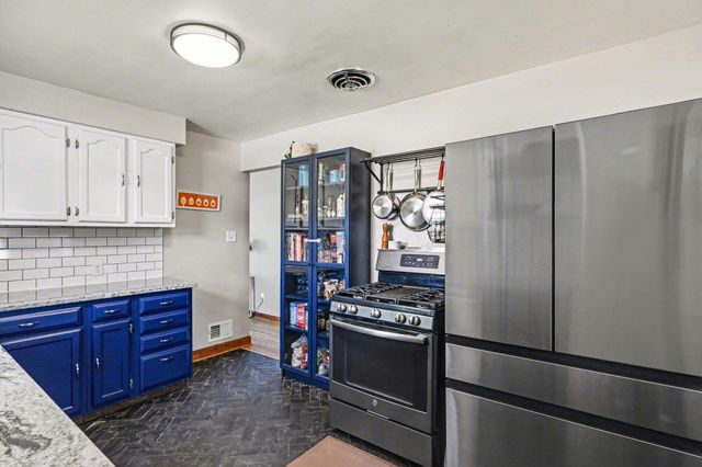 1585 Linwood Avenue, Columbus, OH 43207