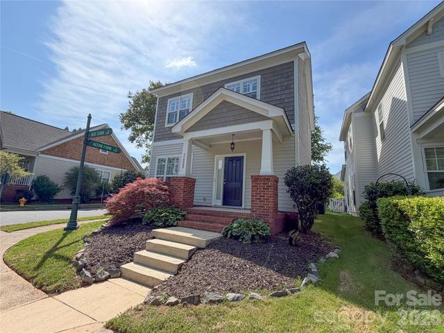 11223 Blue Cedar Lane, Charlotte, NC 28277