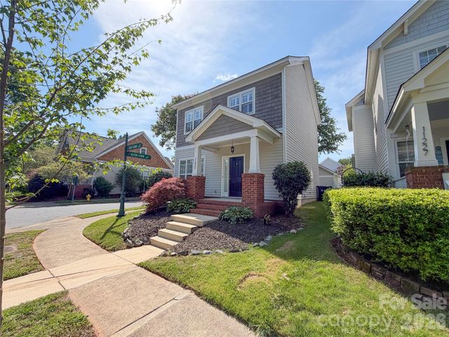 11223 Blue Cedar Lane, Charlotte, NC 28277