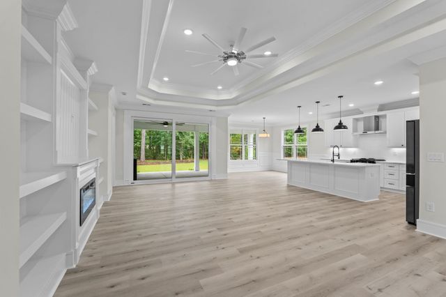 9454 Old Salem Way, Calabash, NC 28467