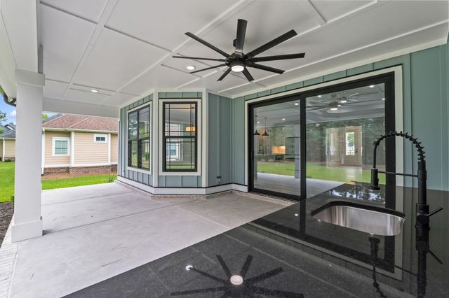 9454 Old Salem Way, Calabash, NC 28467