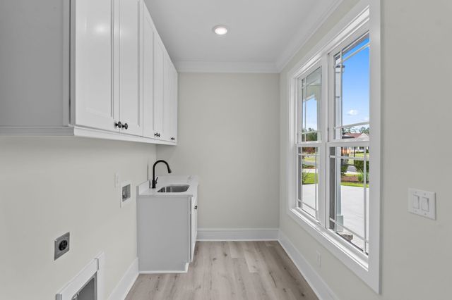 9454 Old Salem Way, Calabash, NC 28467