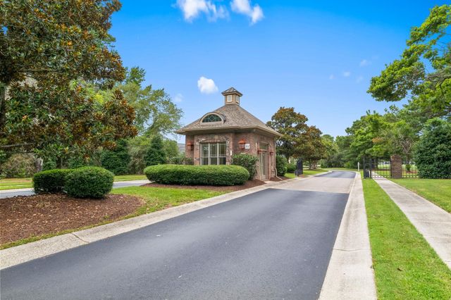 9454 Old Salem Way, Calabash, NC 28467