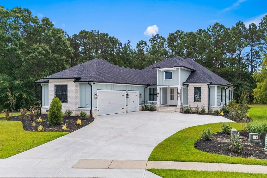 9454 Old Salem Way, Calabash, NC 28467