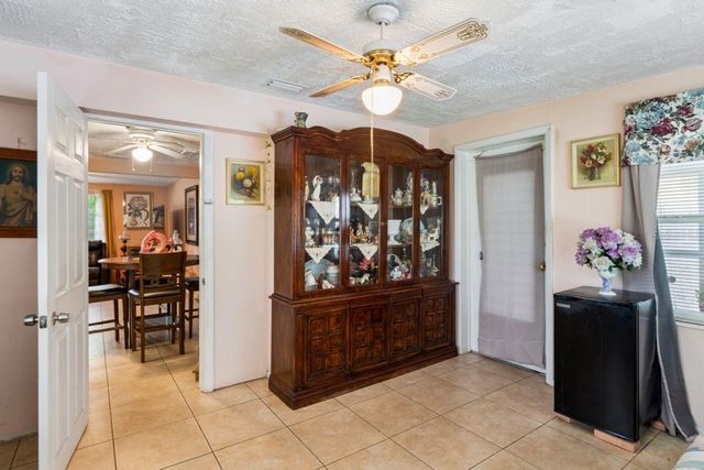 3415 CLYDESDALE DR unit 5, Holiday, FL 34691
