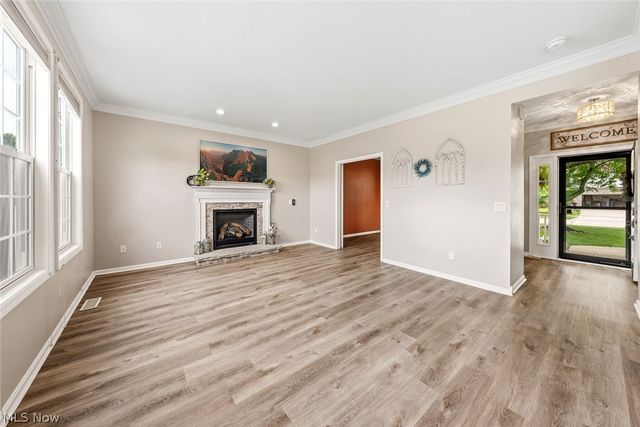 9387 Victoria Lane, North Ridgeville, OH 44039