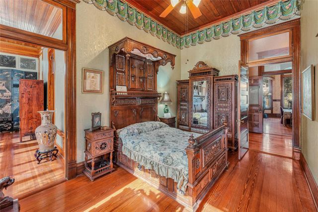 524 Saint Peter ST, Gonzales, TX 78629