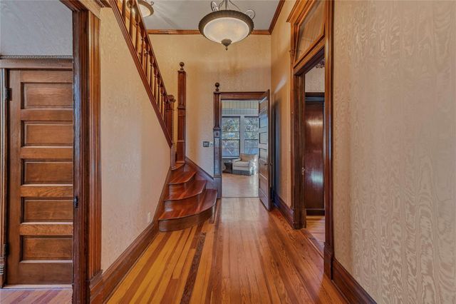 524 Saint Peter ST, Gonzales, TX 78629