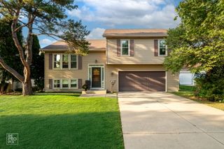 1624 Estes Avenue, Des Plaines, IL 60018