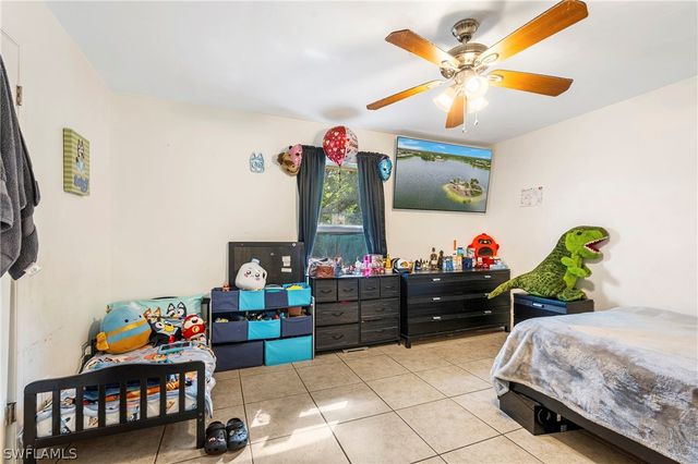 2040 46th TER SW, Naples, FL 34116