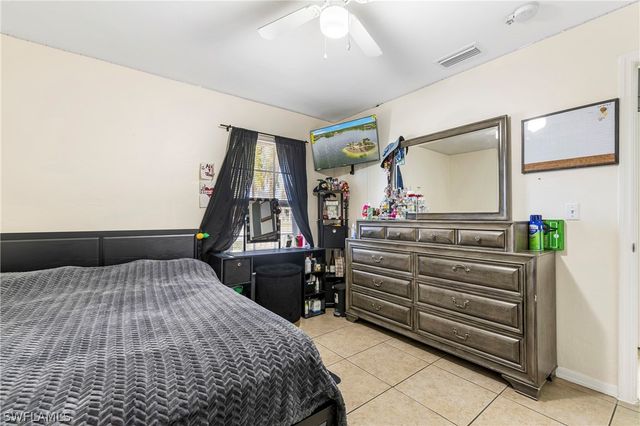 2040 46th TER SW, Naples, FL 34116