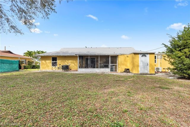 2040 46th TER SW, Naples, FL 34116