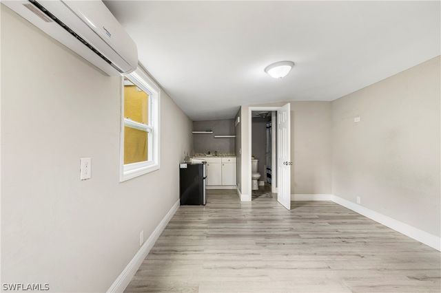 2040 46th TER SW, Naples, FL 34116