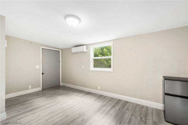 2040 46th TER SW, Naples, FL 34116