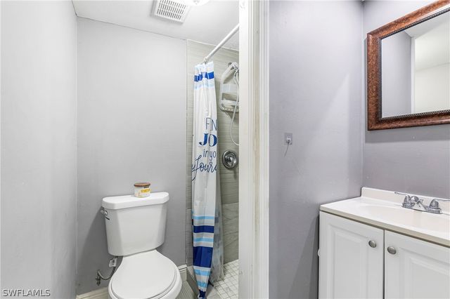 2040 46th TER SW, Naples, FL 34116