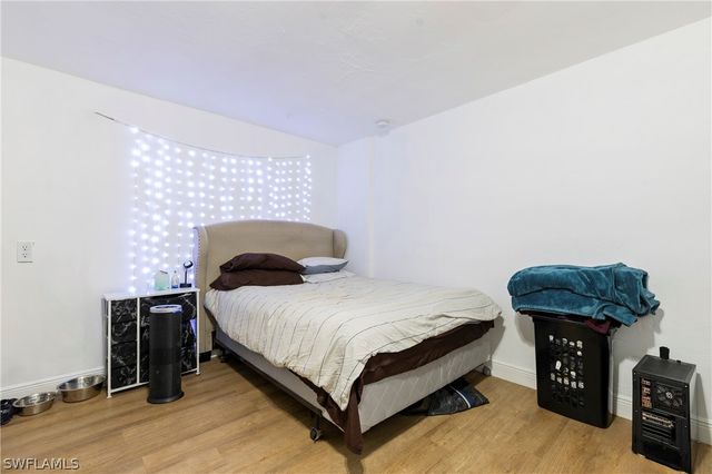 2040 46th TER SW, Naples, FL 34116