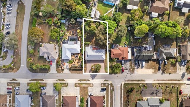 2040 46th TER SW, Naples, FL 34116