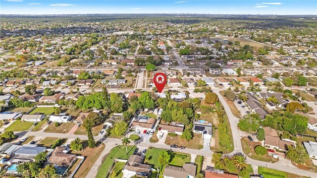 2040 46th TER SW, Naples, FL 34116