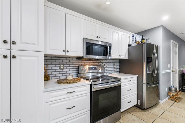 2040 46th TER SW, Naples, FL 34116