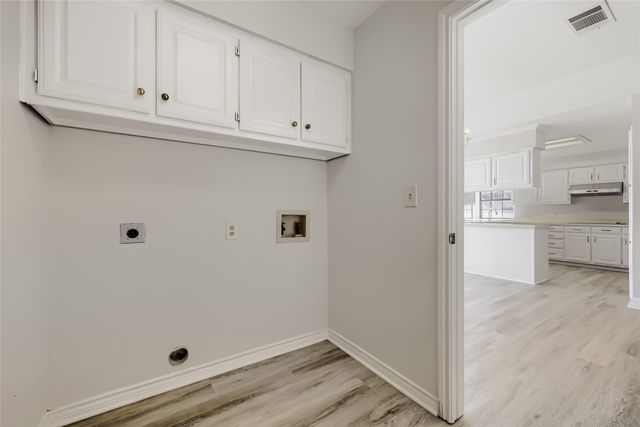 1021 Rio Grande Drive, Benbrook, TX 76126