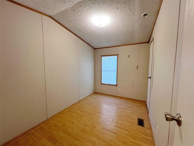 108 Hunters Gln, Livingston, TX 77351