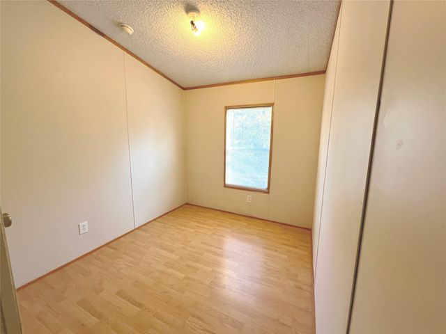 108 Hunters Gln, Livingston, TX 77351