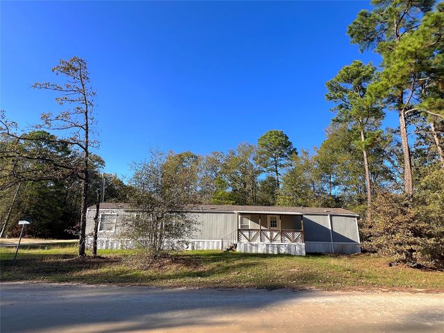 108 Hunters Gln, Livingston, TX 77351