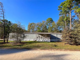 108 Hunters Gln, Livingston, TX 77351
