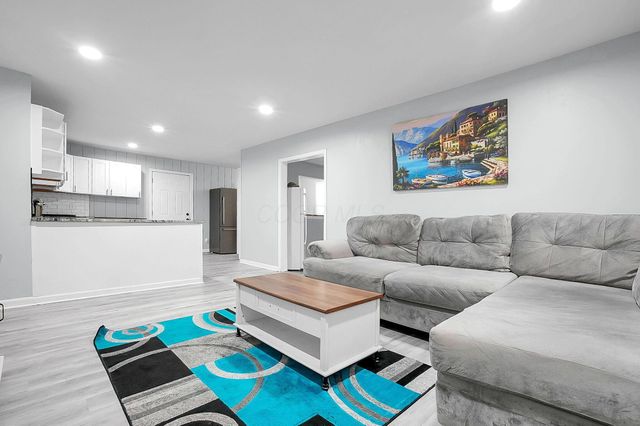 5081 Lockbourne Road, Columbus, OH 43207