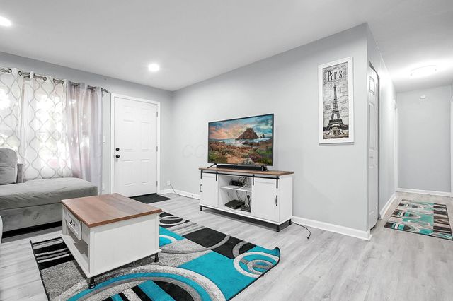 5081 Lockbourne Road, Columbus, OH 43207