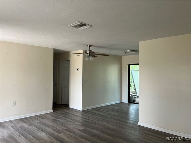 302 S Jackson Street, Beverly Hills, FL 34465