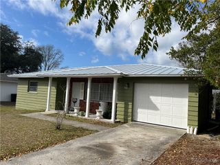 302 S Jackson Street, Beverly Hills, FL 34465