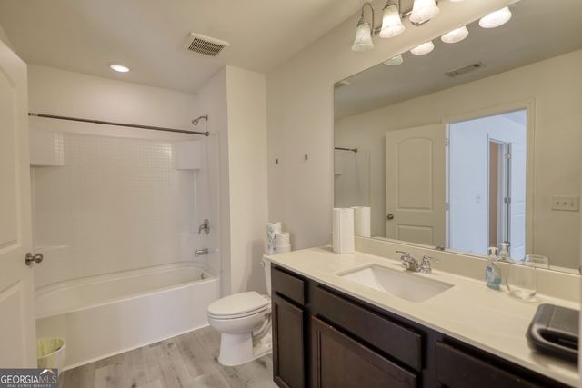 1821 Millstream Hollow, Conyers, GA 30012