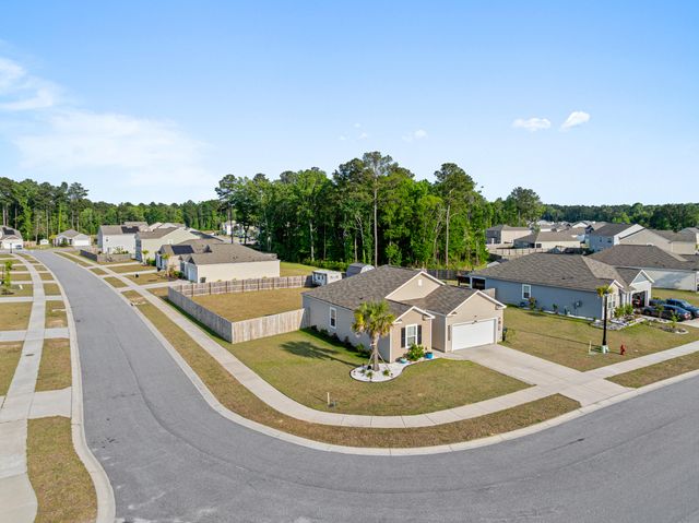 419 Blue Elderberry Run, Moncks Corner, SC 29461