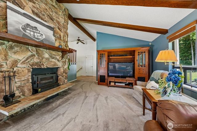 870 Kamus Place, Fox Island, WA 98333