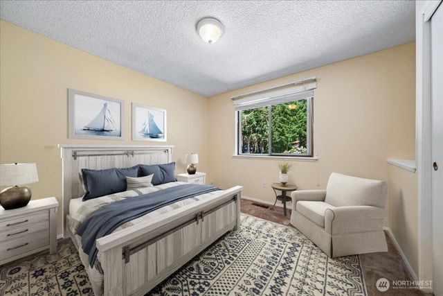 870 Kamus Place, Fox Island, WA 98333