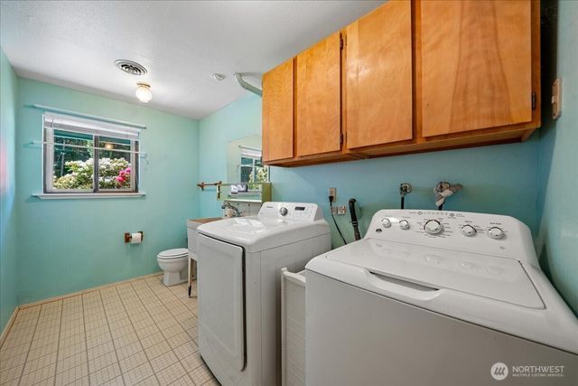 870 Kamus Place, Fox Island, WA 98333